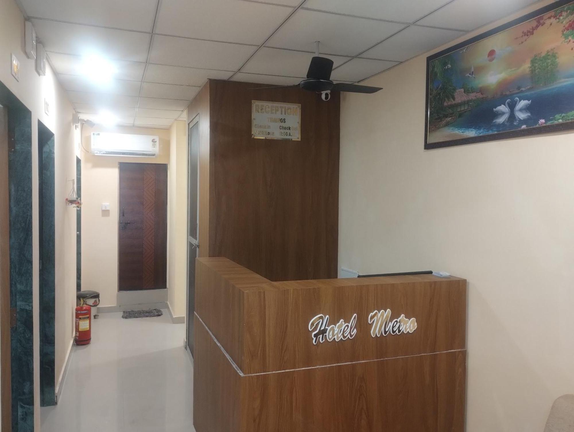 Hotel Metro Althan سورات المظهر الخارجي الصورة