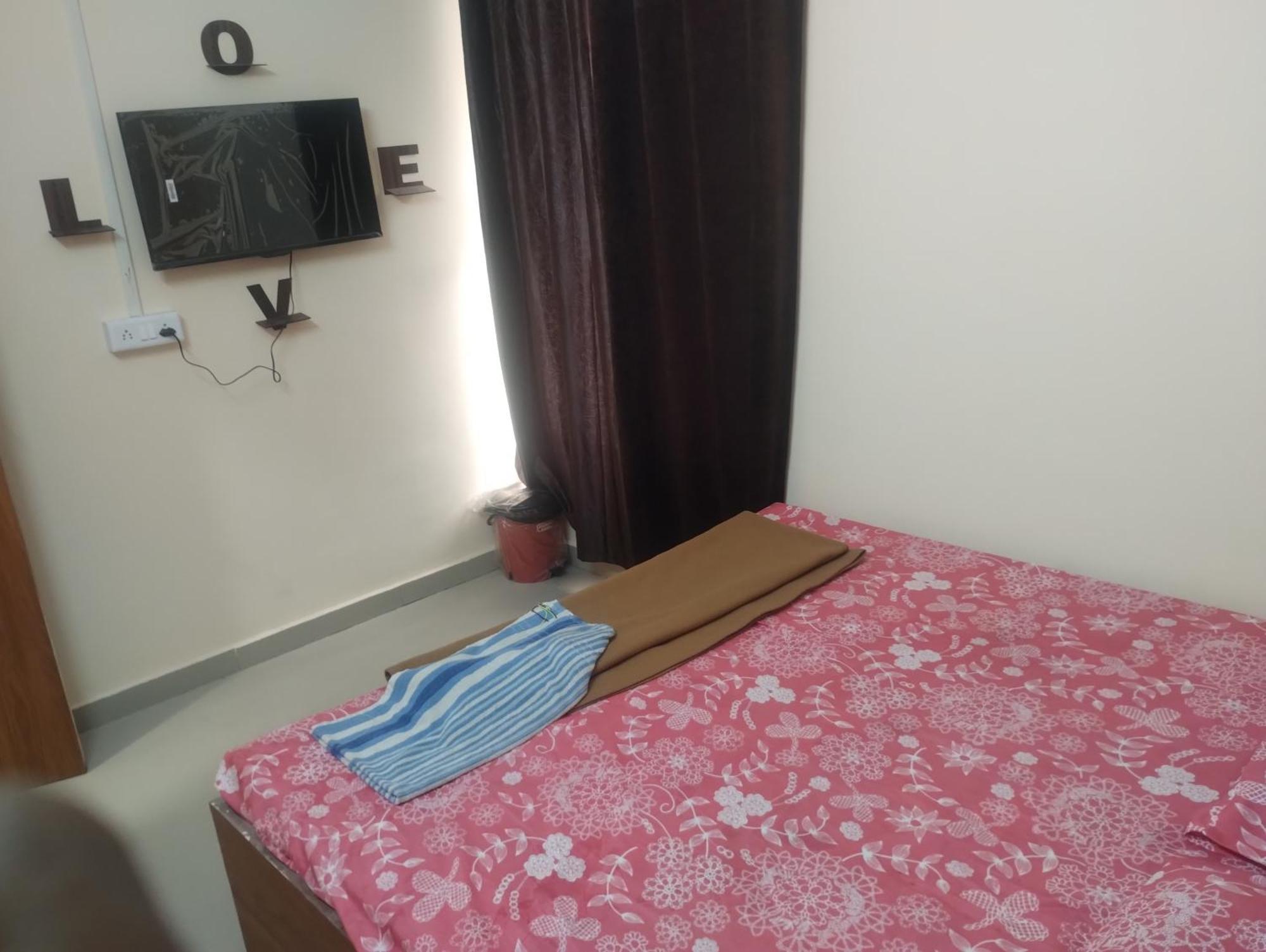 Hotel Metro Althan سورات المظهر الخارجي الصورة