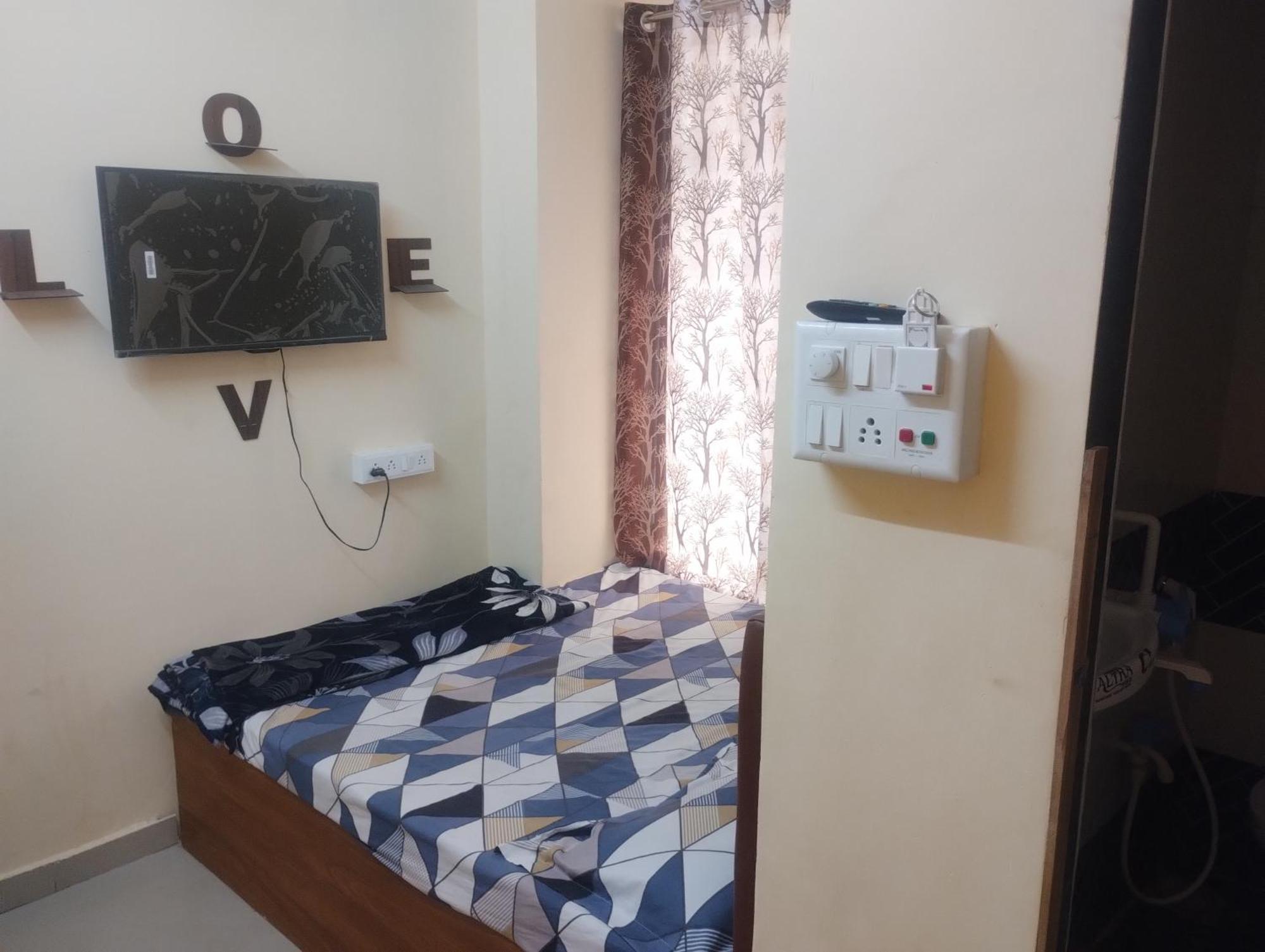 Hotel Metro Althan سورات المظهر الخارجي الصورة